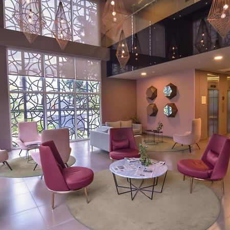 City Express Plus By Marriott Medellin Colombia Extérieur photo