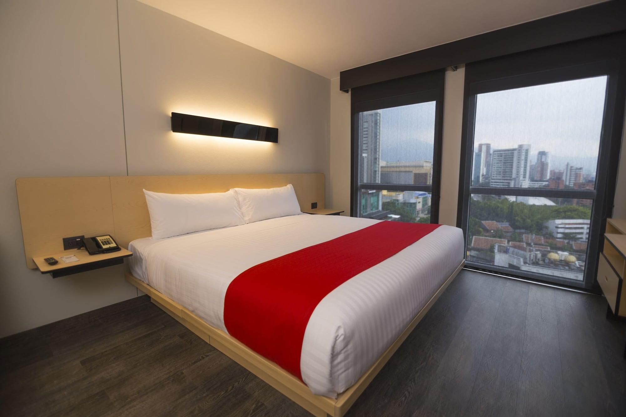 City Express Plus By Marriott Medellin Colombia Extérieur photo