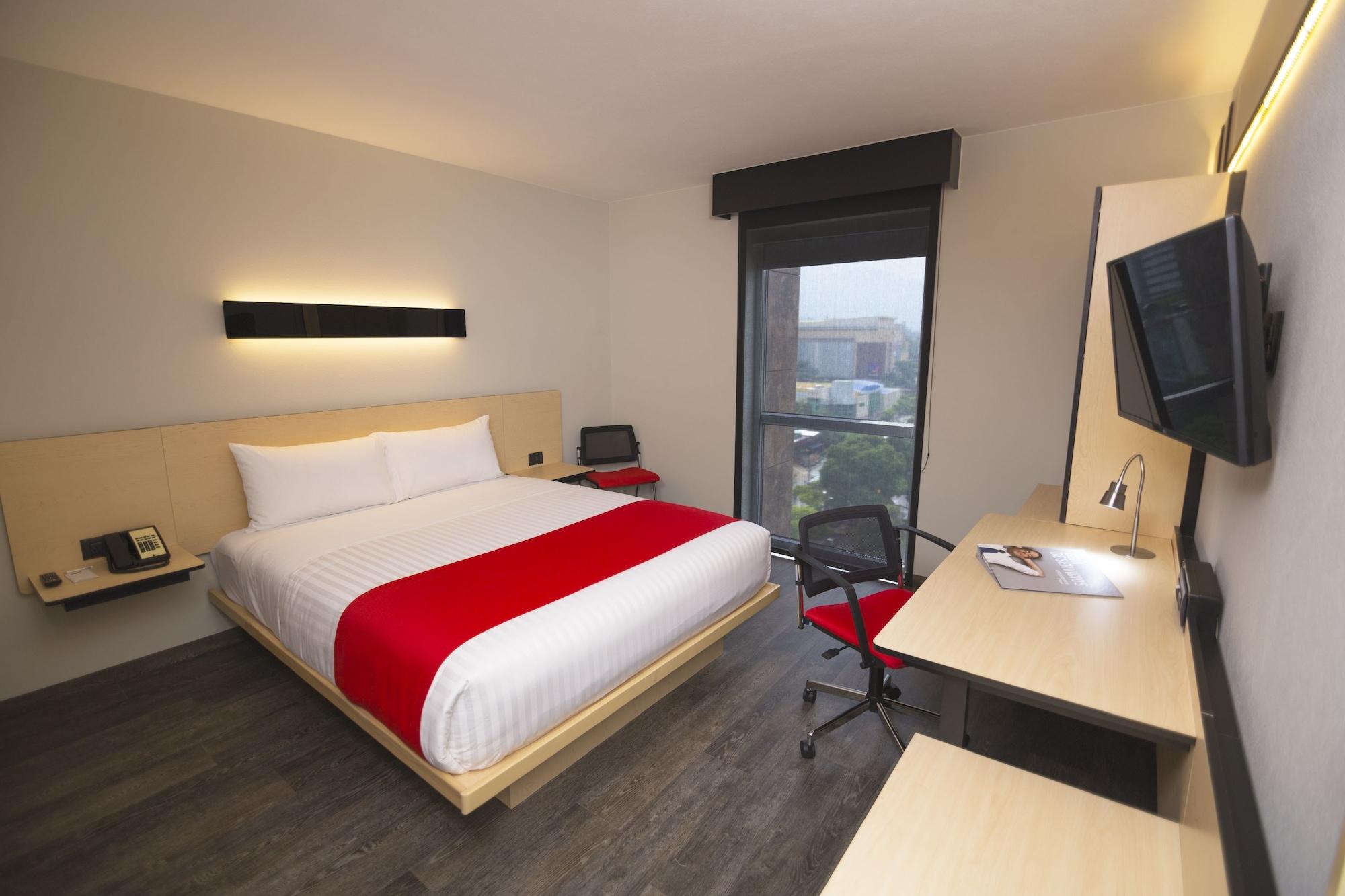 City Express Plus By Marriott Medellin Colombia Extérieur photo