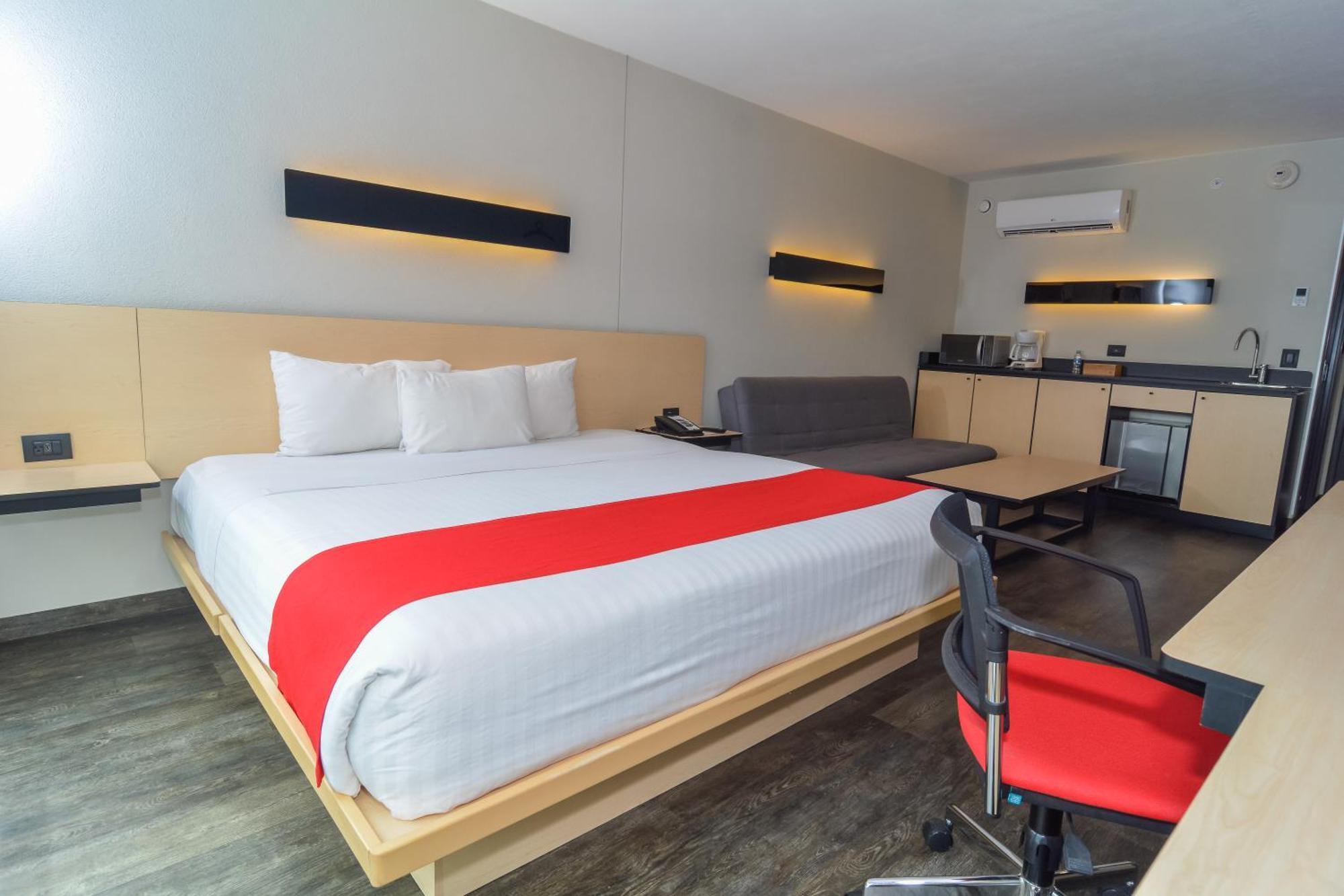 City Express Plus By Marriott Medellin Colombia Extérieur photo