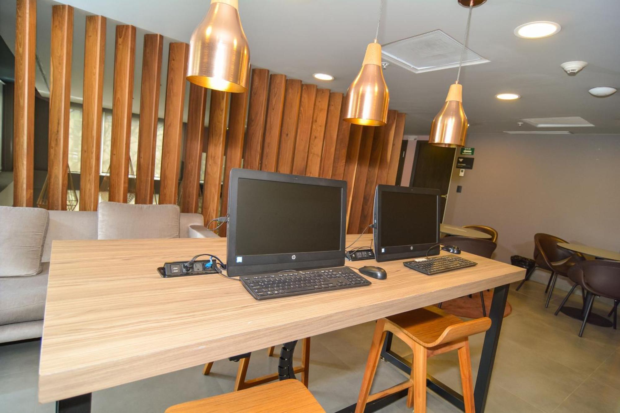 City Express Plus By Marriott Medellin Colombia Extérieur photo