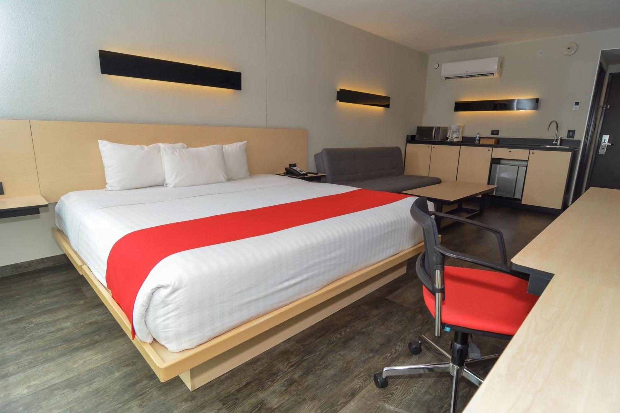 City Express Plus By Marriott Medellin Colombia Extérieur photo