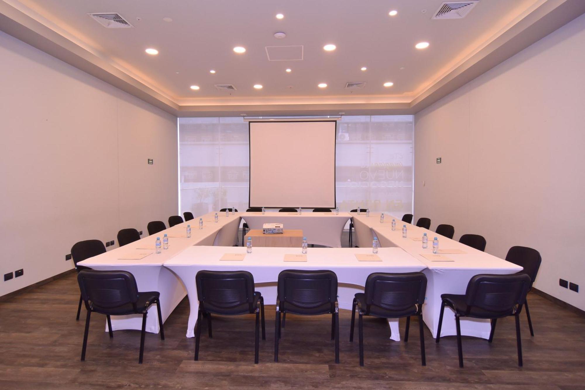 City Express Plus By Marriott Medellin Colombia Extérieur photo