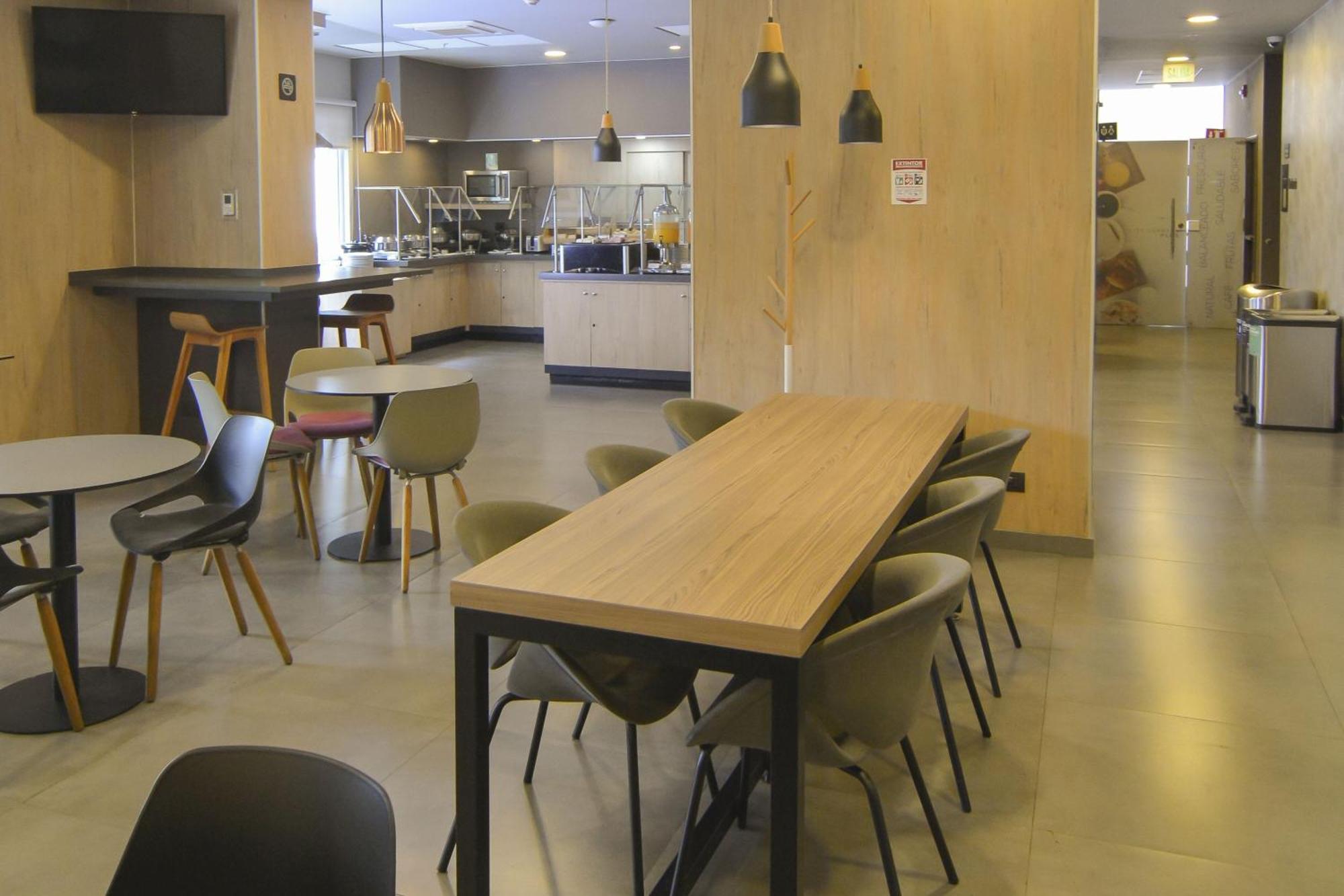 City Express Plus By Marriott Medellin Colombia Extérieur photo