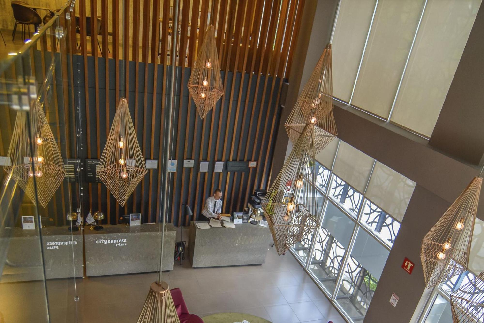City Express Plus By Marriott Medellin Colombia Extérieur photo