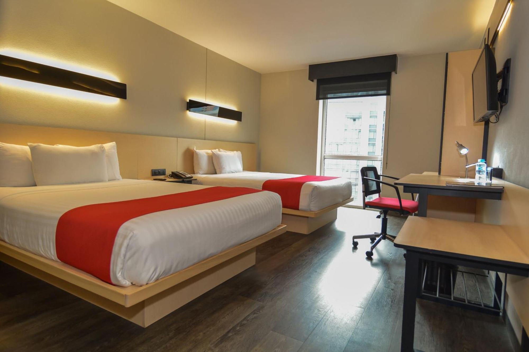 City Express Plus By Marriott Medellin Colombia Extérieur photo