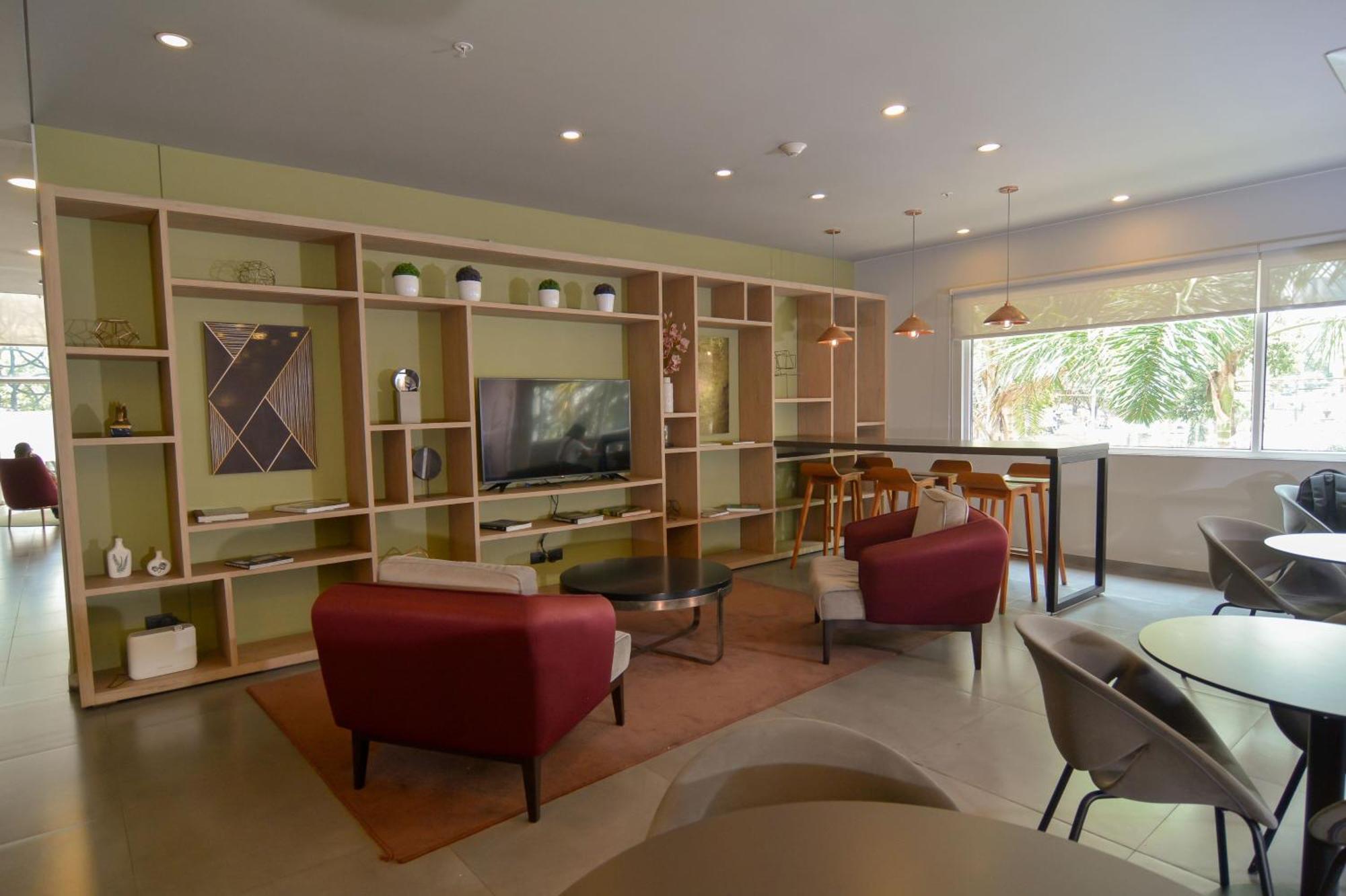 City Express Plus By Marriott Medellin Colombia Extérieur photo